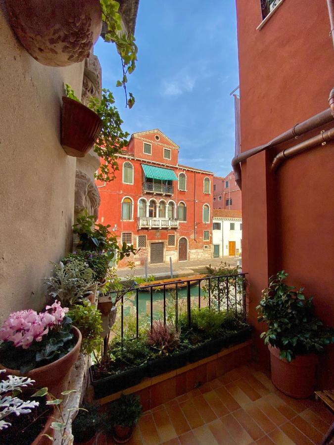 Ca Cammello Private Terrace And Canal View Venedig Exterior foto